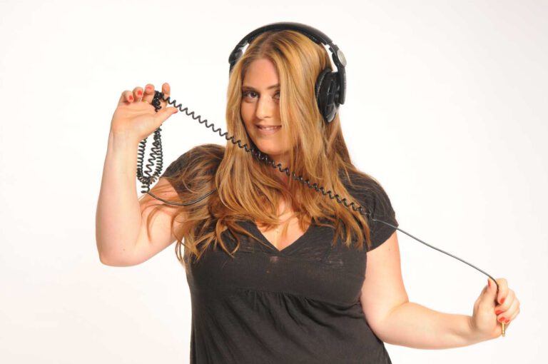 בוקר חדש עם שירה זהבי